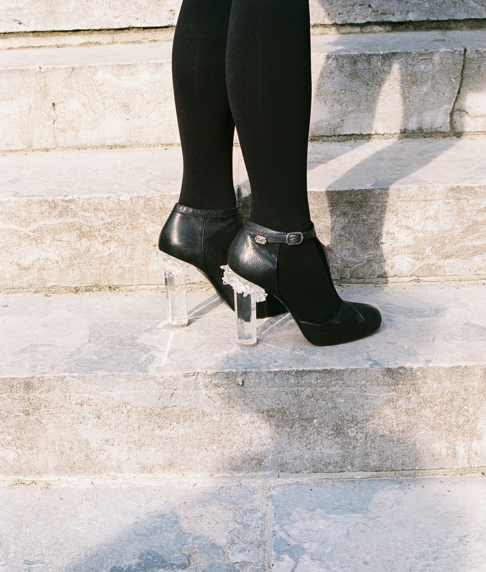 feet1 feet1