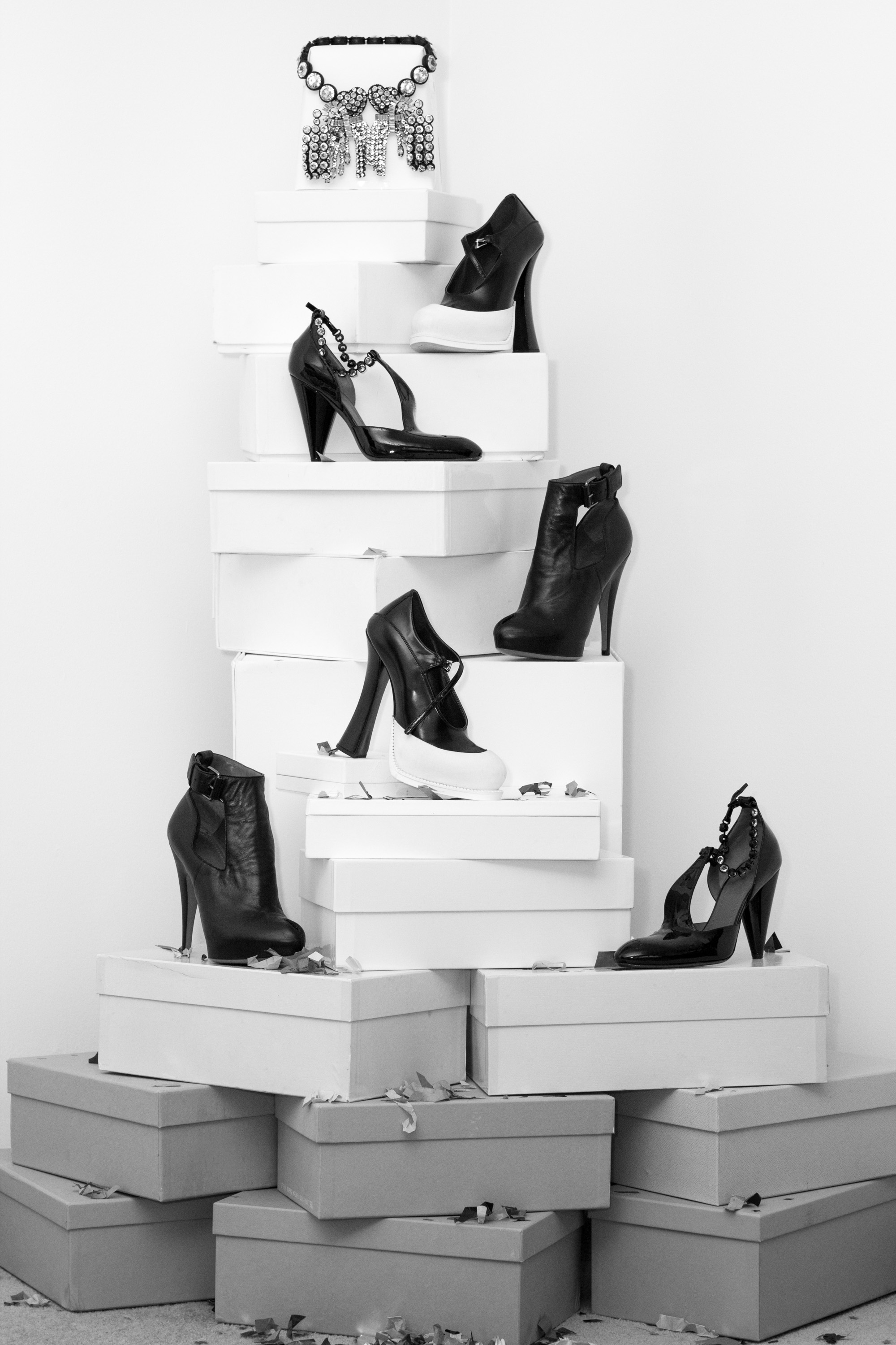 Living In Clips Christmas Shoe Tree