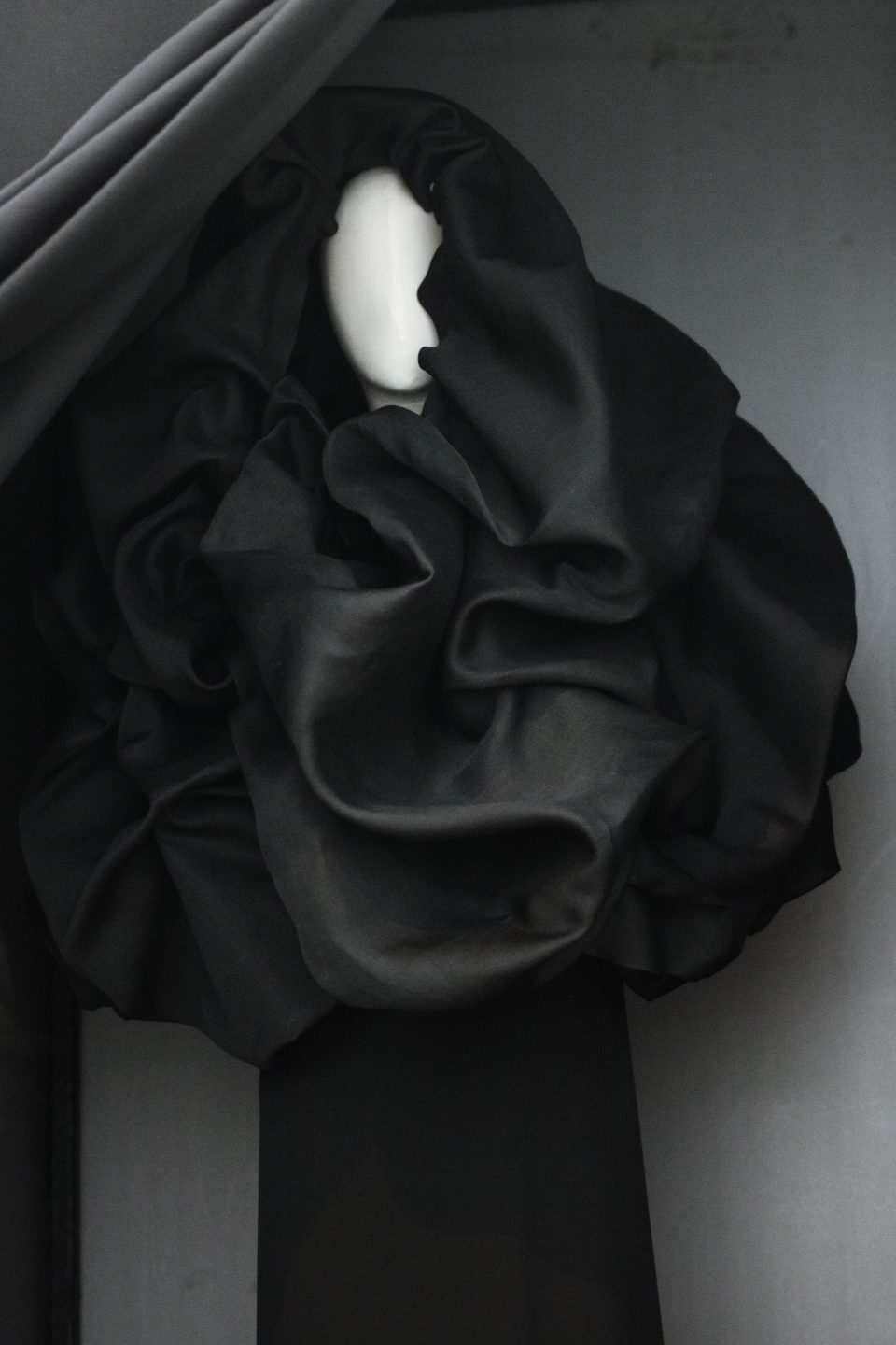 Balenciaga "L'Oeuvre au Noir" exhibition at Musée Bourdelle Balenciaga "L'Oeuvre au Noir" exhibition at Musée Bourdelle