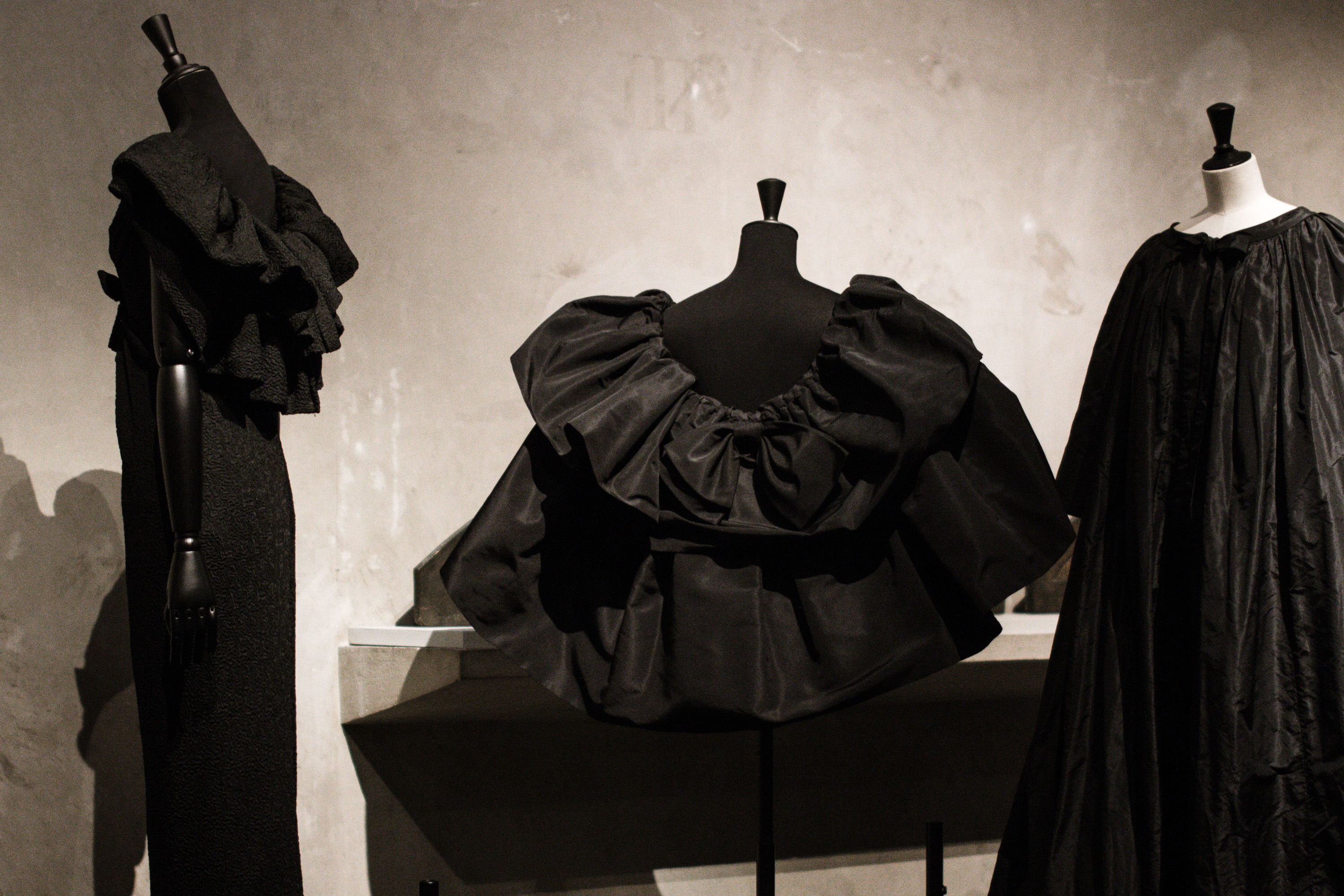 Balenciaga "L'Oeuvre au Noir" exhibition at Musée Bourdelle Balenciaga "L'Oeuvre au Noir" exhibition at Musée Bourdelle
